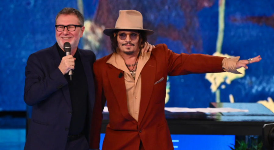 Johnny Depp a ‘Che Tempo Che Fa’: Occasione Sprecata, Solo Domande da Copione