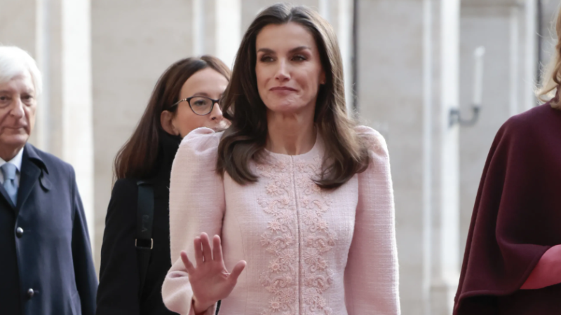 Letizia Ortiz e Felipe di Spagna: eleganza reale in Italia