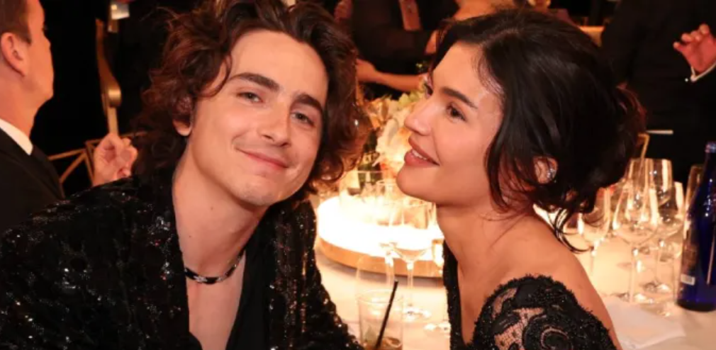 Kylie Jenner e Timothée Chalamet: Un Natale d’Amore e Regali Speciali