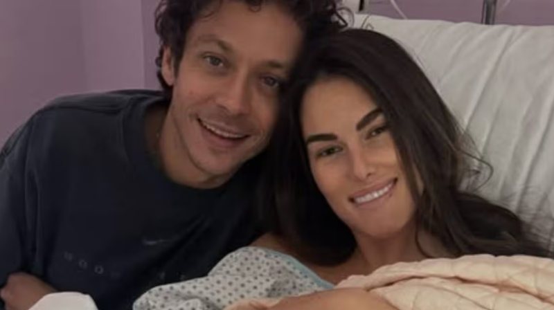 Valentino Rossi e Francesca Sofia Novello: benvenuta Gabriella!